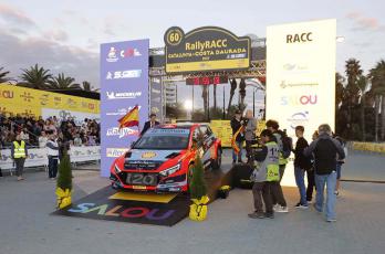 Dani Sordo (Hyundai i20N Rally2) en la salida oficial del 60 RallyRACC Catalunya-Costa Daurada